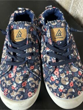 Ripzone Fox Floral Print Canvas Sneakers Cottagecore Lace Up
Shoes Women's 6